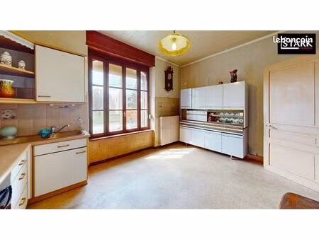 maison 6 pièces 85 m²