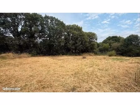 terrain 1026 m² saint lys