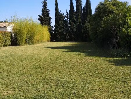 terrain constructible 636m2 vézénobres