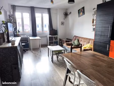 appartement 3 pièces 64 m²