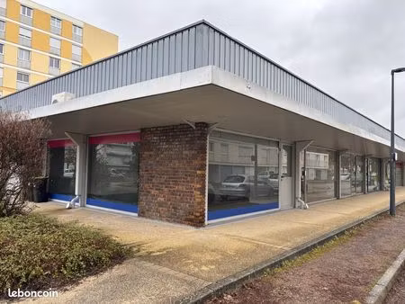 local 65 m² chevigny-saint-sauveur