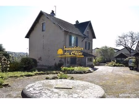 maison 10 pièces 255 m²