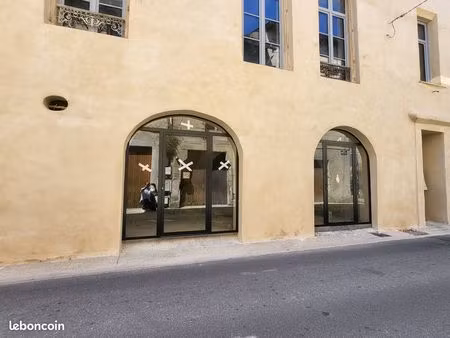 bureaux 140 m² sommières