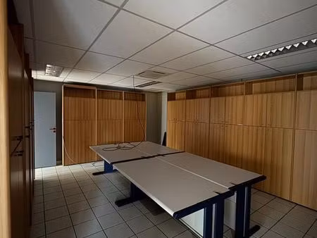 loue bureau et salle de reunion a stains