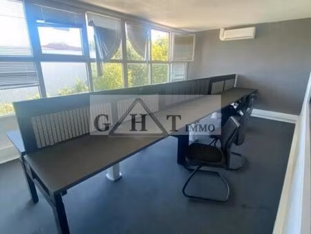 bureaux 135 m²