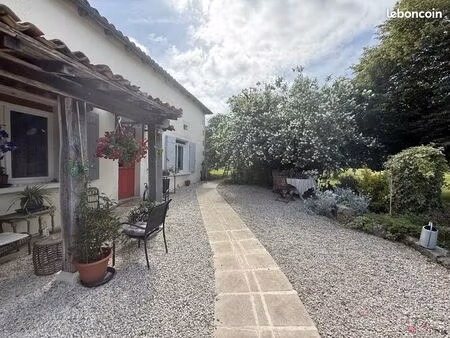 maison 11 pièces 250 m²