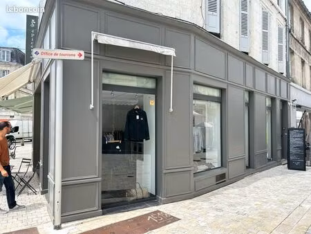 à louer local commercial centre ville cognac