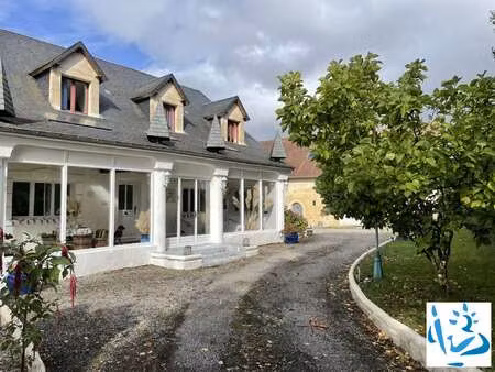 vente maison à mortagne-au-perche (61400) : à vendre / 170m² mortagne-au-perche