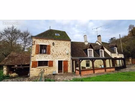 maison 7 pièces 254 m²