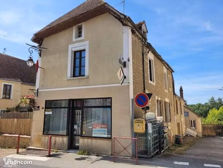 immeuble 95 m² noce