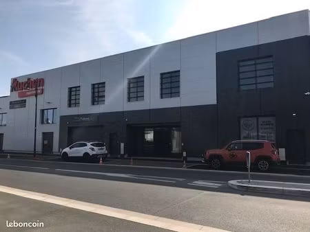 bureau a louer 55m2 - sorigny - 590 eur