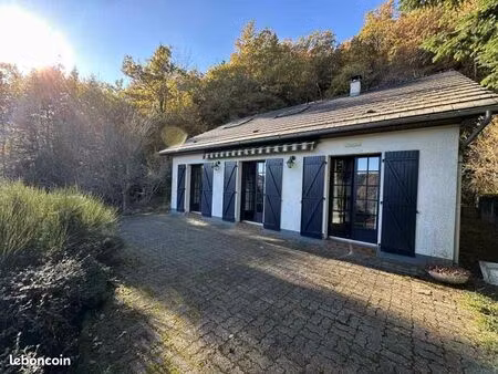 pavillon 6 pièces 94 m²