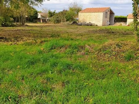 terrain à lotir prahecq centre 3400m2