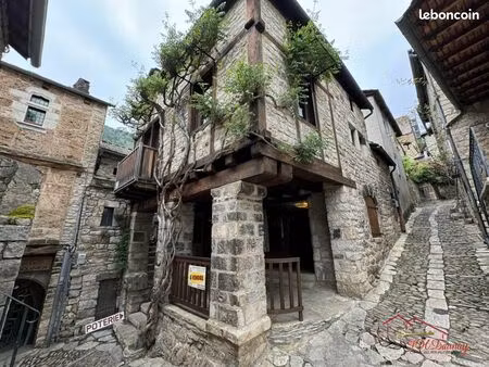 maison 7 pièces 185 m²