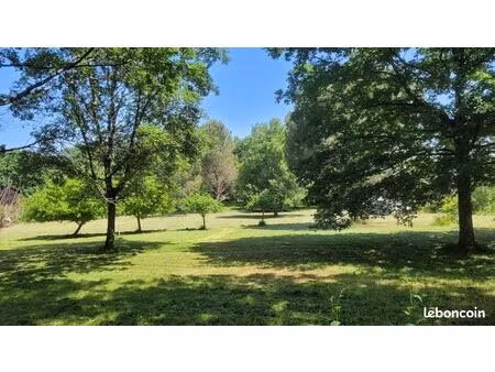 grand terrain constructible