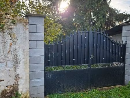 très beau terrain à bâtir à saint-germain sur morin (val d'europe)