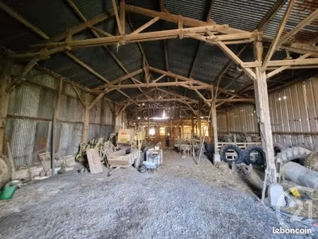 hangar 407 m² albert