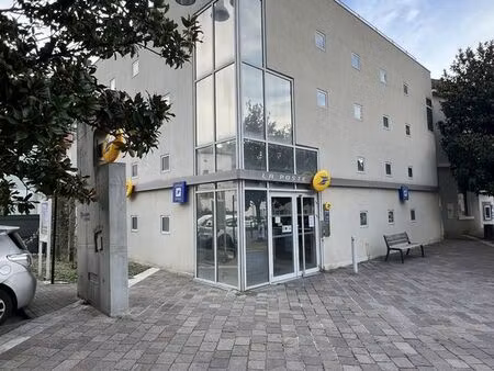 local 259 m² sassenage