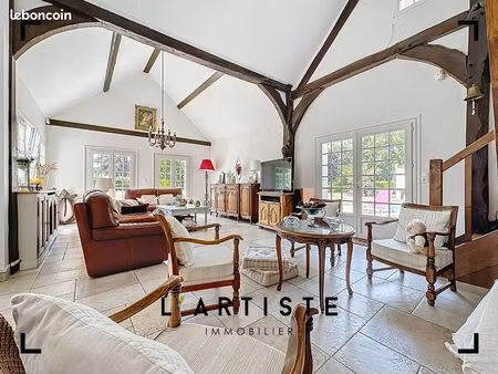 maison 6 pièces 155 m²