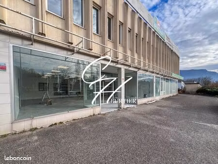 local commercial 167 m² saint-martin-le-vinoux