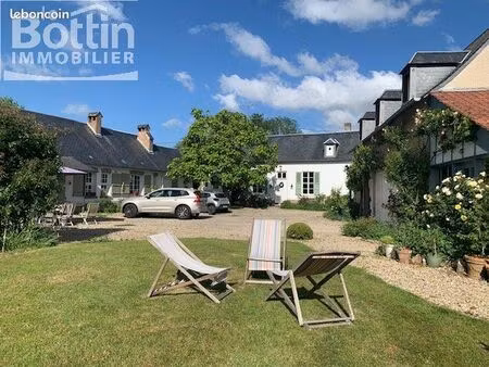 maison 11 pièces 285 m²