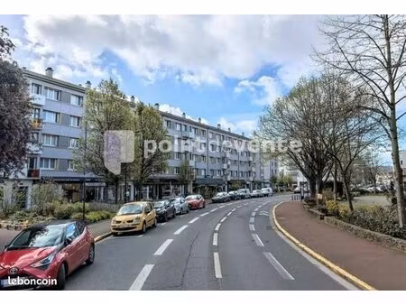 epicerie/primeur 60 m²