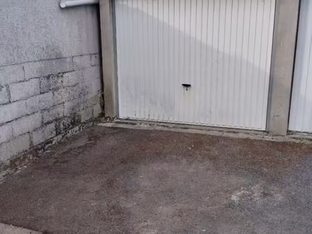 garage/box 13 m² roubaix