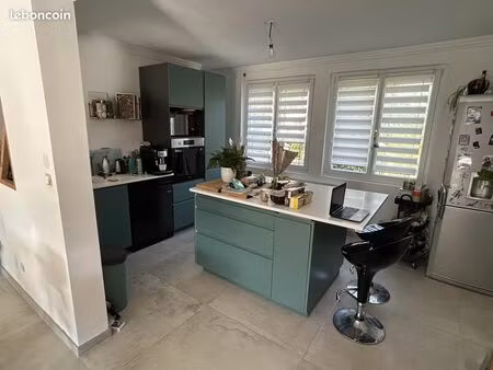 maison 6 pièces 130 m²