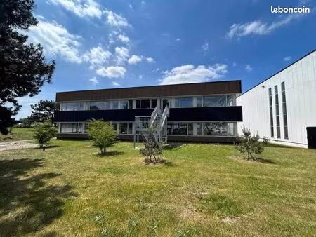 local bureaux 4 101 m²