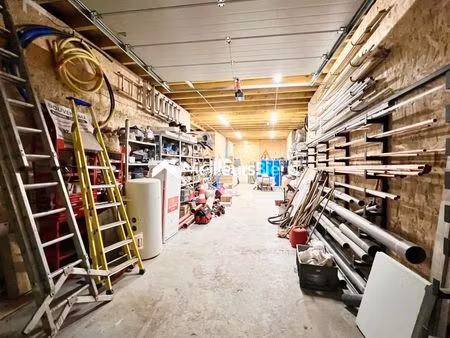 local industriel 86 m²