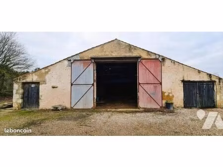 bien agricole 16438 m² st vincent sur jard