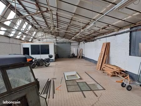 local commercial 225 m²