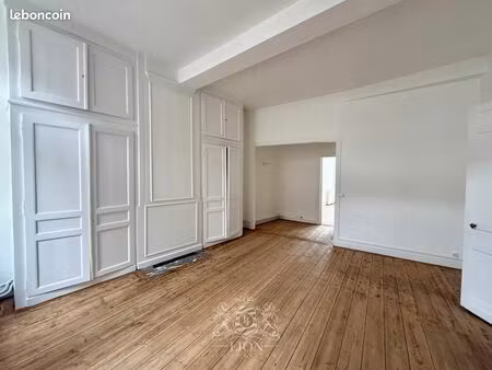 appartement 3 pièces 87 m²