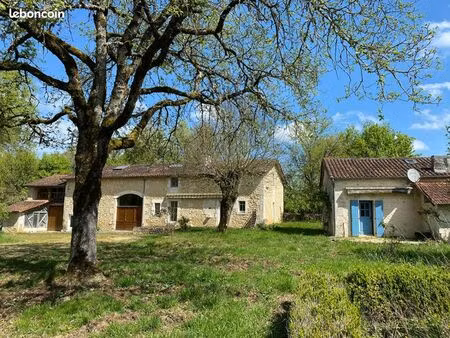 propriété 8 pièces 230 m²