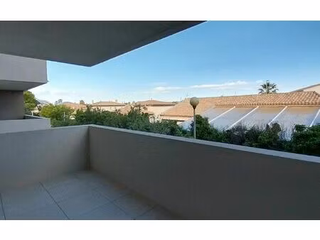 location appartement  39.3 m² t-2 à béziers  580 €