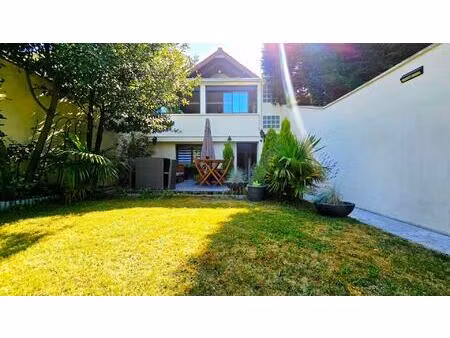 maison familiale 3 niveaux avec jardin arboré – saint-prix