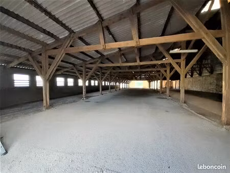 hivernage stockage parking caravane  camping-car  bateaux  etc