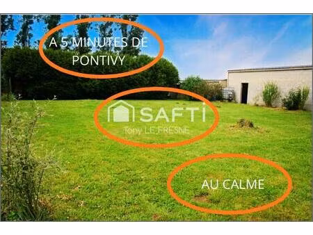 terrain de 703 m2 dans un coin paisible et calme avec une dépendance de 35 m2