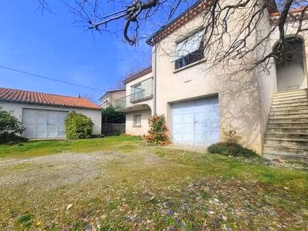maison avec sous-sol  garage indépendant et jardin