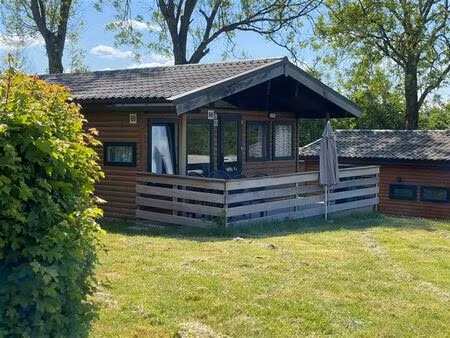 chalet dans le parc de vacances