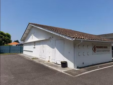 location local professionnel 101m² le haillan 33185