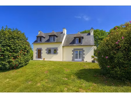 vente maison 6 pièces 100 m² à saint-servais (29400)  246 500 €