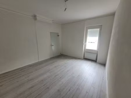 local professionnel à vendre ales 6 pièce(s) 86m2 153 000€
