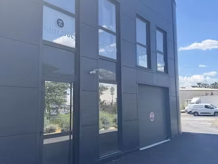 location locaux professionnels 100 m² à mauguio (34130)  1 250 €