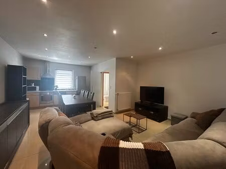 rez-de-chaussée appartement 1ch + 1 place de parking + cave