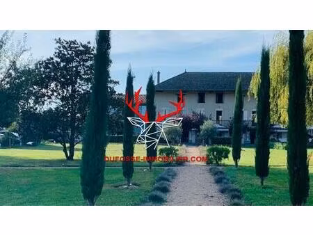 vente maison 10 pièces 577 m² régnié-durette (69430)