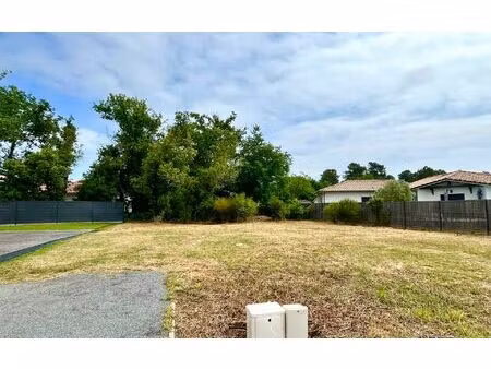 terrain parentis-en-born m² t- à vendre  139 000 €