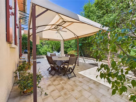 vente maison 7 pièces 120 m² toulon (83100)