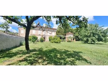 vente maison 12 pièces 310 m² castelnau-de-lévis (81150)