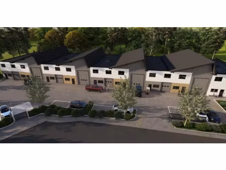 local d'activités à louer à herouville-en-vexin - 194 m²